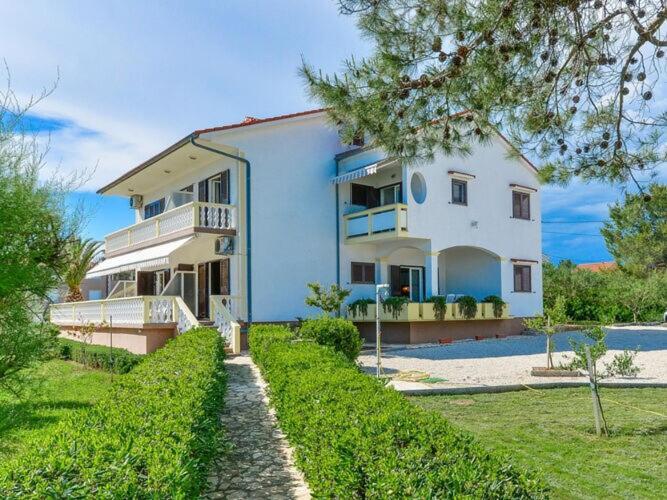 Apartments In House Liveric, In Vir At The Beach מראה חיצוני תמונה
